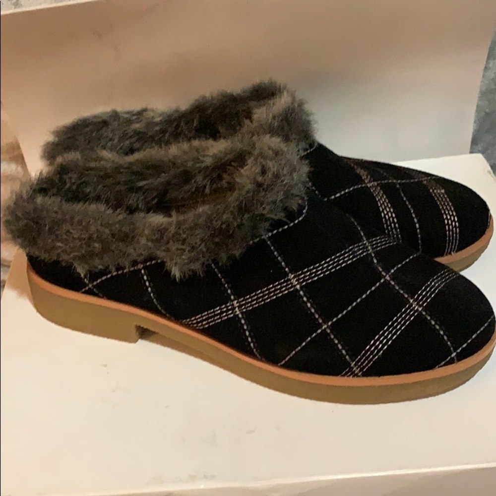 Aerosoles slipper/mule with faux fur
